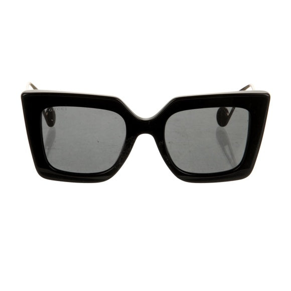 Authenticated Gucci store sunglasses